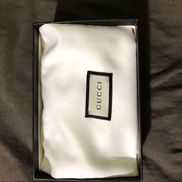 ✨ GUCCI MINI CARDHOLDER (AUTHENTIC) ✨ - Picture 12 of 13